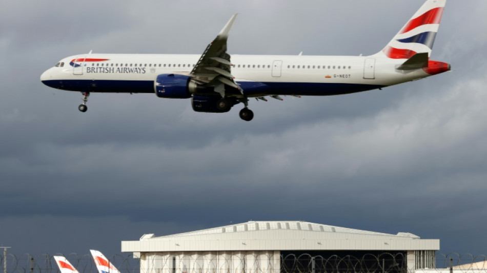 La Russie interdit tous les avions li&eacute;s au Royaume-Uni de son espace a&eacute;rien