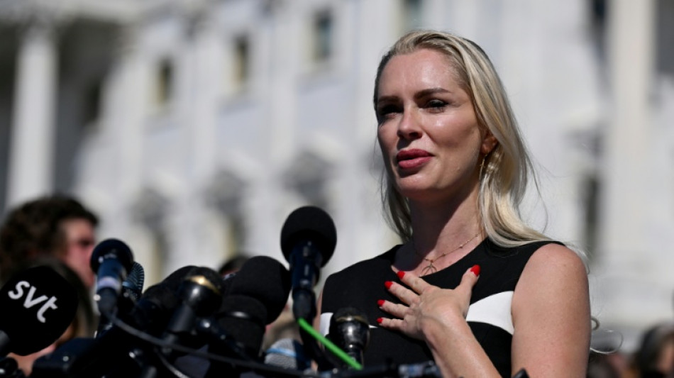 Víctimas de Epstein compilan una lista de abusadores sexuales