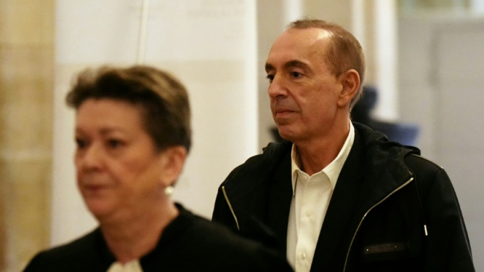 Morandini reste &agrave; l'antenne de CNews et envisage de saisir la justice europ&eacute;enne (cha&icirc;ne et animateur &agrave; l'AFP)