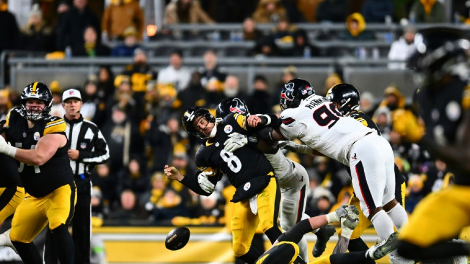 Rodgers misery as Texans rout Steelers to advance in NFL playoffs