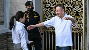 Tha&iuml;lande: l'ancien Premier ministre Thaksin lib&eacute;r&eacute; de prison