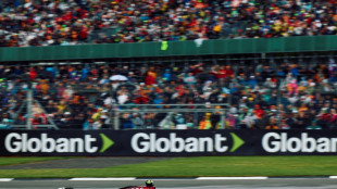 Nach 945 Tagen: Hamilton gewinnt verr&uuml;cktes Heimrennen