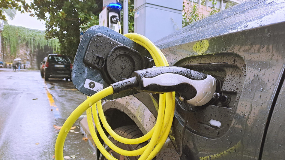 Mase, sportello bonus veicoli elettrici parte 22 ottobre