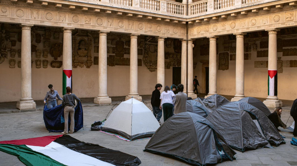 Tende all'Universit&agrave; di Padova a sostegno della Palestina