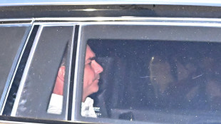 Brasile, Fl&aacute;vio Bolsonaro cambia versione e ammette fondo Usa