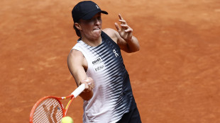 Internazionali: Swiatek avanza al 3/o turno, battuta McNally in tre set