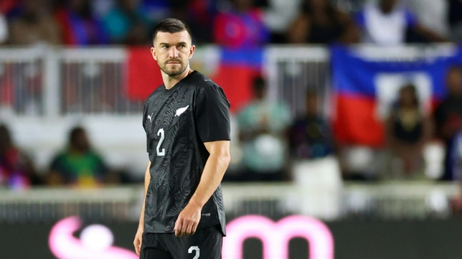 New Zealand's Payne joins Paraguayan powerhouse after Instagram fame
