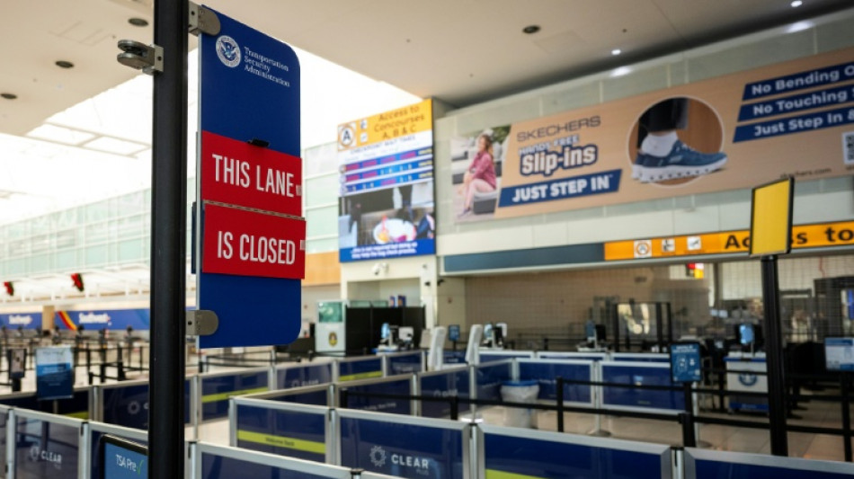 Trump ameaça controladores aéreos por ausências durante 'shutdown'