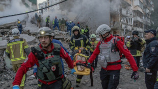 Intenso bombardeo ruso sobre Kiev deja 8 muertos y debilita las esperanzas de paz