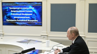 Poutine supervise l'entra&icirc;nement de ses forces de dissuasion nucl&eacute;aire