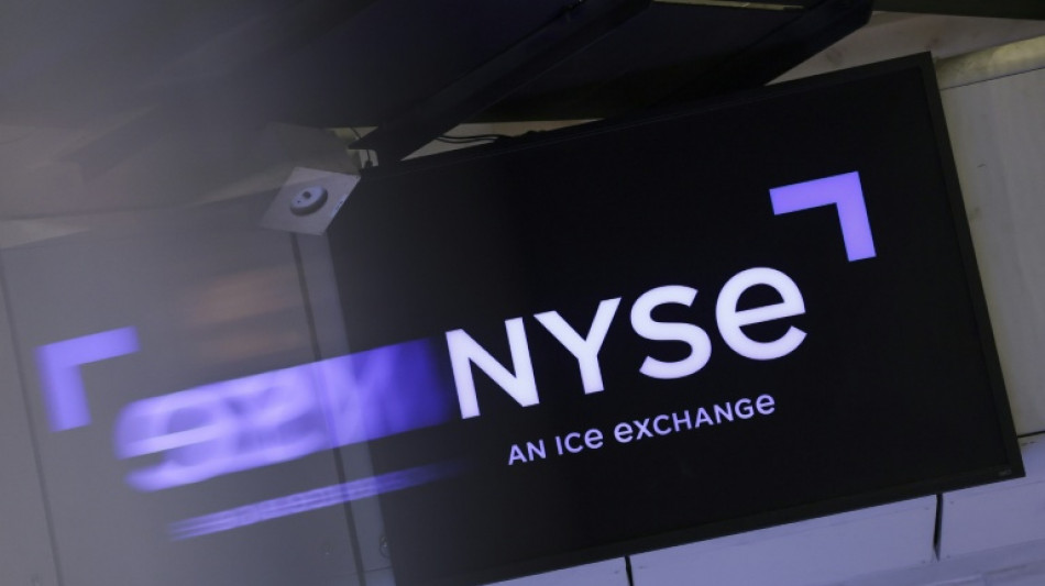 Wall Street flanche, s'inqui&egrave;te du poids de la tech