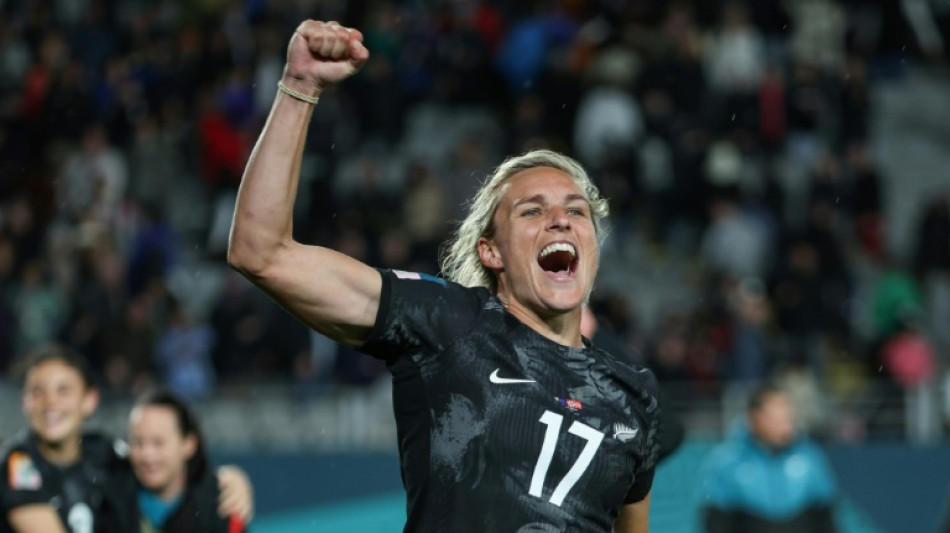 Mondial f&eacute;minin: la surprise n&eacute;o-z&eacute;landaise d&egrave;s l'ouverture, Sam Kerr bless&eacute;e