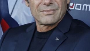 Calcio: il Napoli riprende gli allenamenti, Conte assente