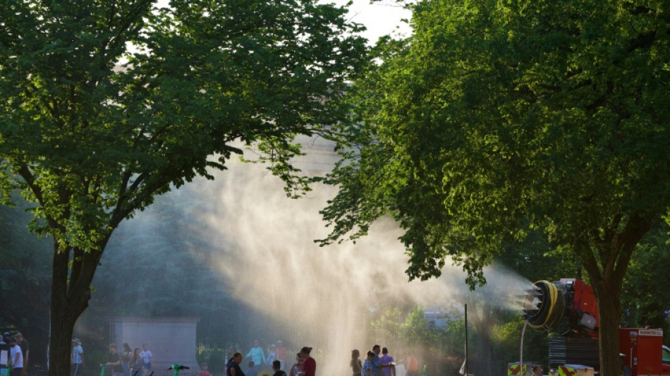 Record-smashing US heat wave surges from West to East