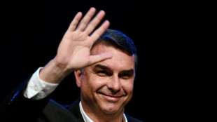 Buenos Aires: Fl&aacute;vio Bolsonaro von Brasilien &uuml;ber Argentinien nach Ecuador gereist
