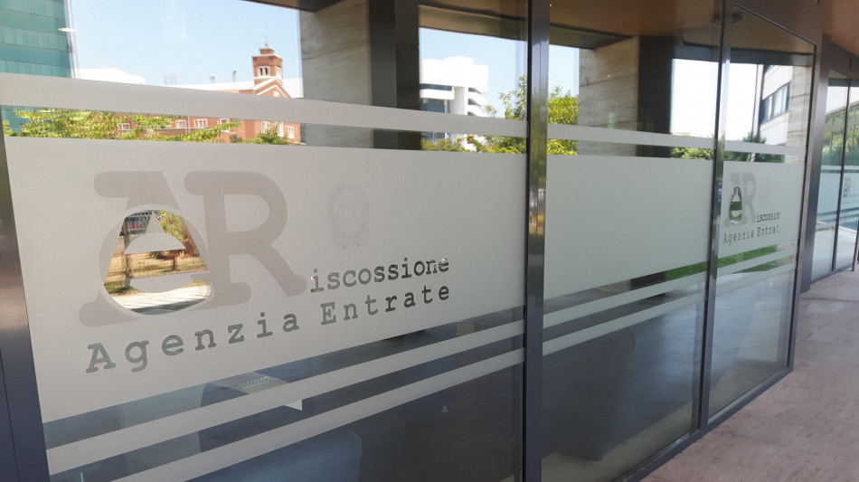 Carbone, con IA scovati 6 miliardi crediti e rimborsi indebiti