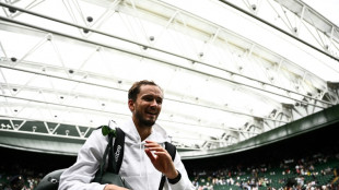 Wimbledon: Medvedev l&acirc;che un set mais retrouve les 1/8 de finale