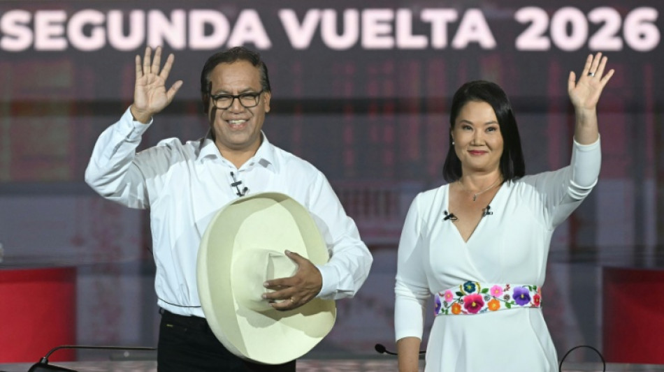 Per&uacute; elige presidente entre derechista Fujimori y un izquierdista radical