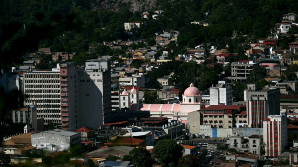Honduras elige presidente entre izquierda y derecha bajo amenaza&nbsp;de&nbsp;Trump