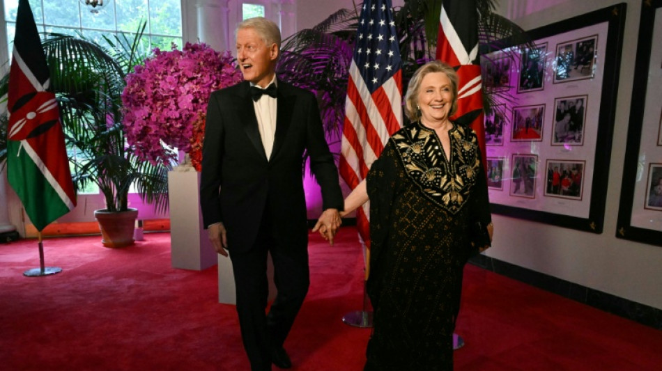 Bill e Hillary Clinton prestar&atilde;o depoimento no Congresso dos EUA sobre caso Epstein