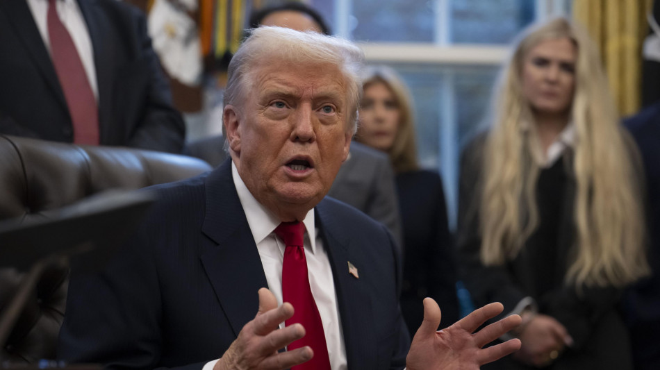 Trump, obbligato a far causa a Bbc per modifiche discorso