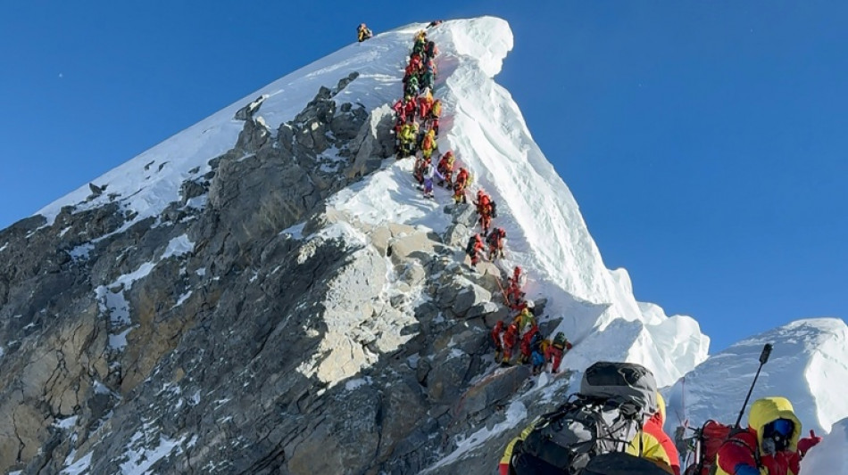 Nepali climber alive after six days missing on Everest