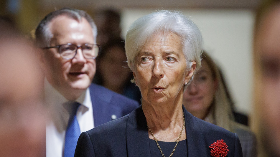 Lagarde, 'l'euro digitale pronto gi&agrave; nel 2027'