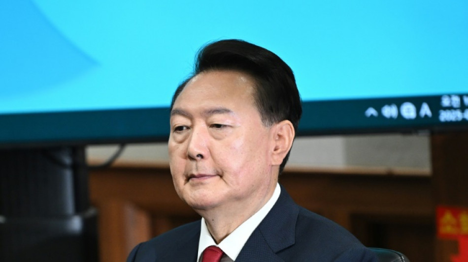 In Unterwäsche: Abgesetzter südkoreanischer Präsident Yoon verweigert sich dem Verhör 