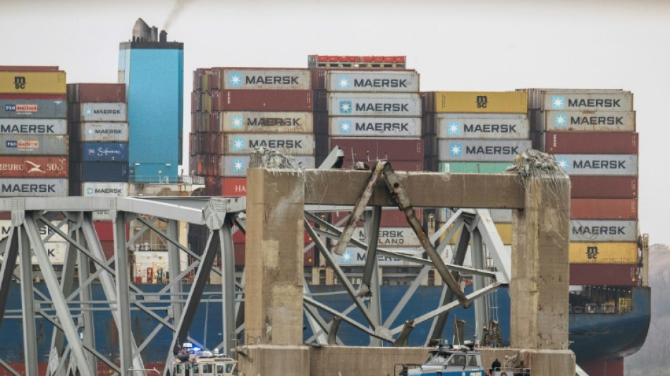 A Baltimore, d&eacute;but des op&eacute;rations pour rouvrir le port, un long processus