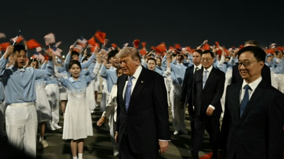 Xi recibe a Trump para abordar sus m&uacute;ltiples discrepancias