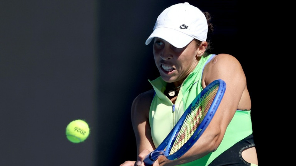 Defending champion Keys surges into Australian Open last 16