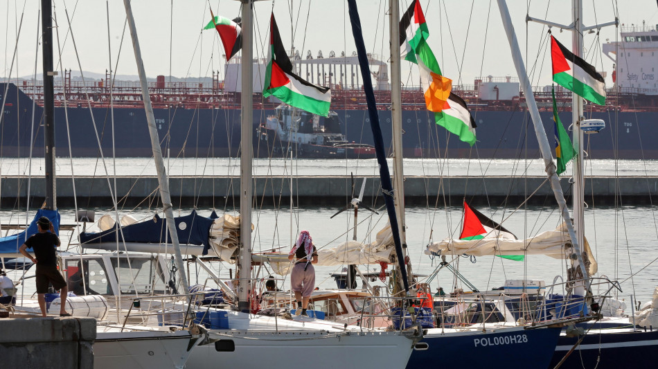 Ue, 'inaccettabile l'uso della forza contro la Flotilla'