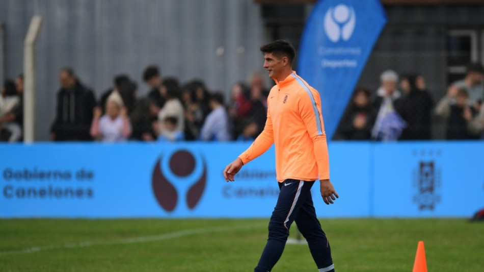 Goleiro uruguaio Rochet passa por cirurgia e desfalca Inter