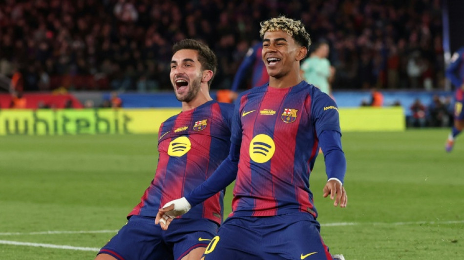 Bar&ccedil;a goleia Athletic Bilbao na volta ao Camp Nou e assume lideran&ccedil;a provis&oacute;ria do Espanhol