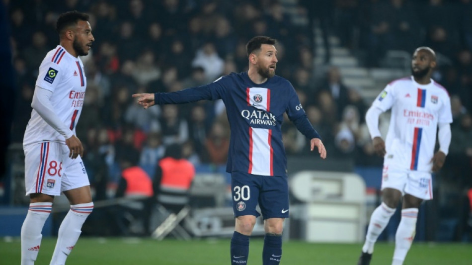 Messi jeered as PSG suffer another home defeat 