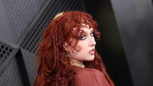 La cantante Chappell Roan deja su agencia tras la aparici&oacute;n de su director en los archivos de Epstein