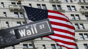 Moyen-Orient: Wall Street ouvre en petite hausse, mais reste sur ses gardes
