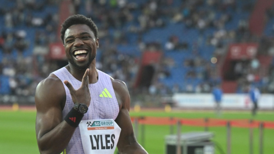 Lyles sets world's best time over 150 metres at Ostrava