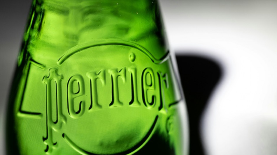Eaux Perrier: l'UFC-Que Choisir demande la suspension de la commercialisation, Nestlé Waters se défend