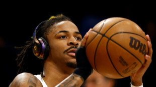 Le basketteur Morant suspendu 25 matches pour avoir exhib&eacute; une arme &agrave; feu (NBA)