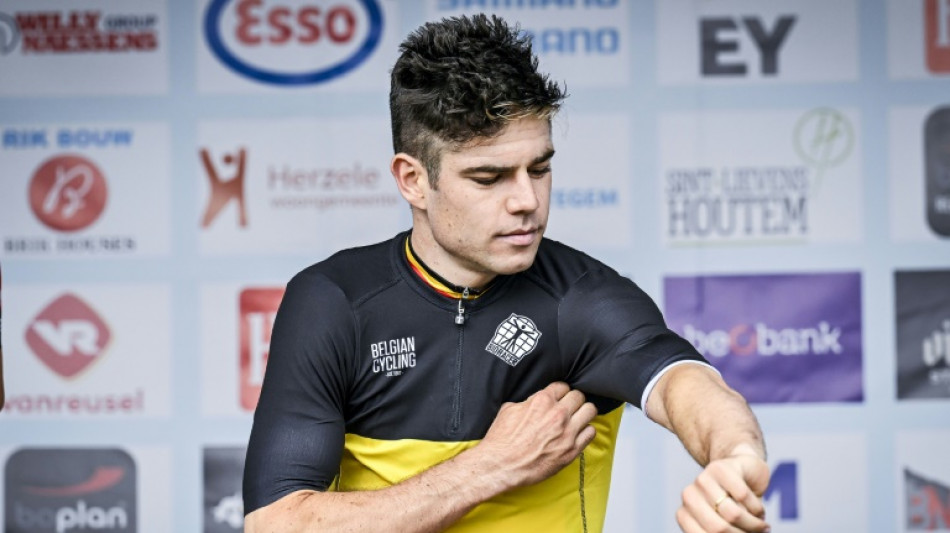 Cyclisme: Van Aert champion de Belgique du contre-la-montre, Evenepoel &agrave; terre