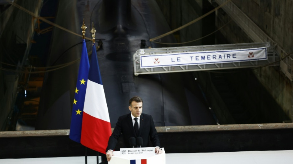 Fran&ccedil;a refor&ccedil;ar&aacute; seu arsenal at&ocirc;mico e quer impulsionar a dissuas&atilde;o europeia