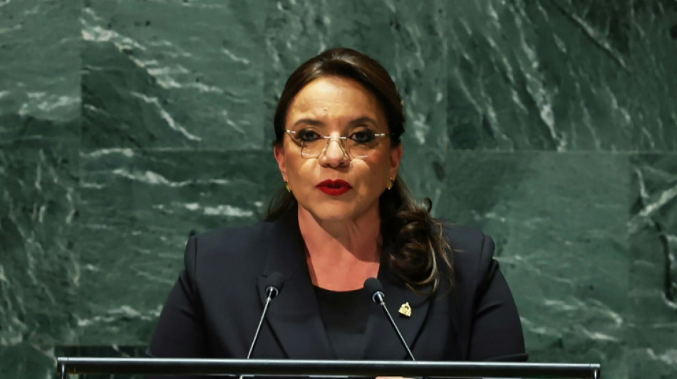 'Organiza&ccedil;&atilde;o criminosa' de Hern&aacute;ndez segue operando, denuncia presidente de Honduras