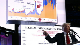 Latinos pro-Trump quieren "prosperidad" y rechazan la "migraci&oacute;n ilegal"