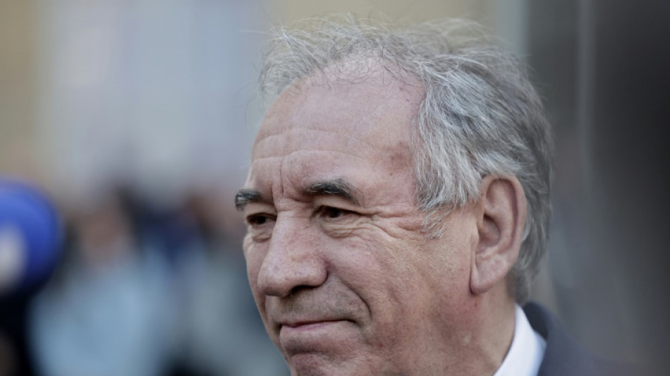 Apr&egrave;s Macron, Bayrou dimanche et lundi &agrave; Mayotte, avec Borne et Valls