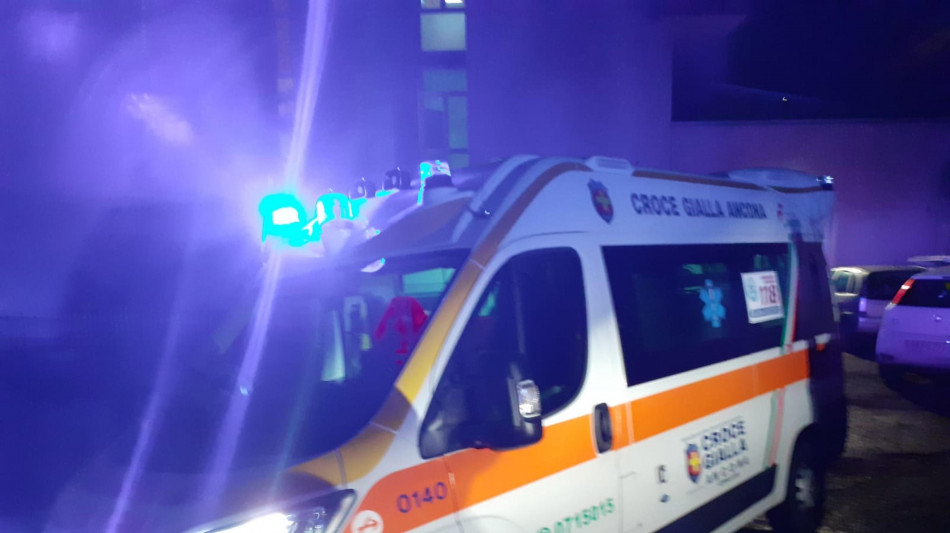 Due ragazzi morti in moto, uno aveva festeggiato compleanno