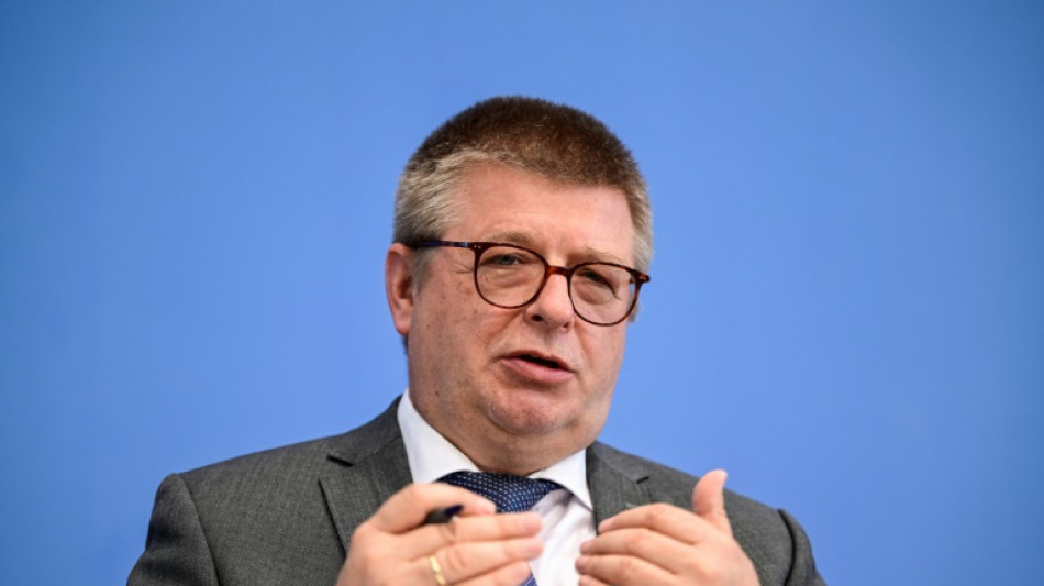 Verfassungsschutz k&uuml;ndigt Einzelfallpr&uuml;fung f&uuml;r Einstufung von AfD-Mitgliedern an