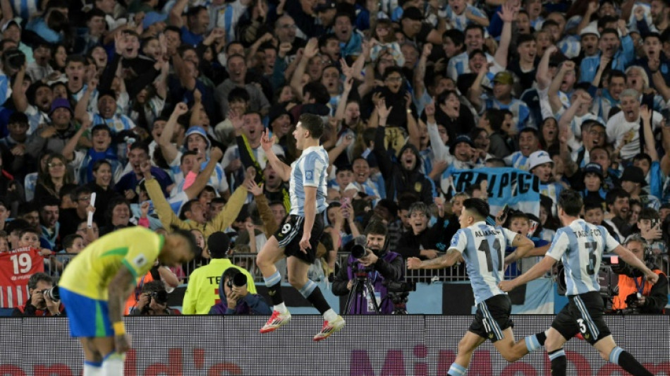 Argentina goleia Brasil (4-1) e festeja classificação para Copa de 2026