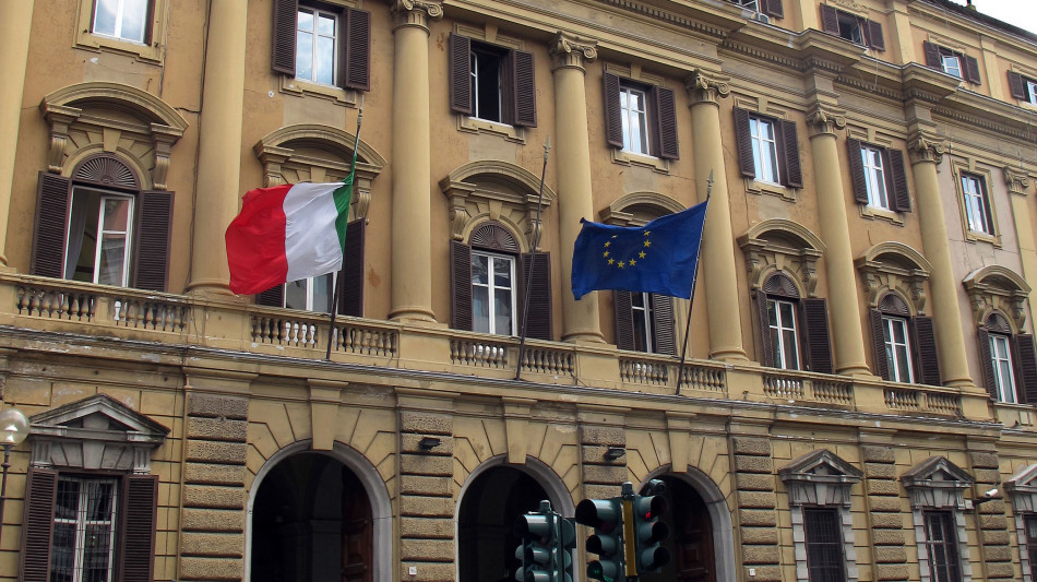 Lo spread tra Btp e Bund tedeschi chiude poco mosso a 82,1 punti