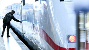 Umfrage: Auto gewinnt an Beliebtheit - Jeder Dritte meidet Bahnfahrten